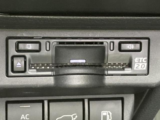 プリウス Ｚ　新品タイヤ／パノラマルーフ／ディスプレイオーディオ＋ナビ１２．３インチ／デジタルインナーミラー／トヨタセーフティセンス／エアーシート　前席／全方位モニター／車線逸脱防止支援システム　サンルーフ　ＥＴＣ（25枚目）