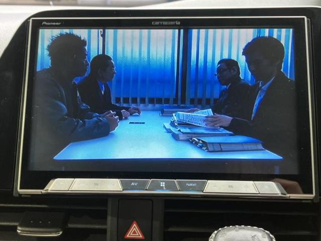 シエンタ Ｇ　社外　９インチ　ＳＤナビ／両側電動スライドドア／シートヒーター　前席／ヘッドランプ　ＬＥＤ／Ｂｌｕｅｔｏｏｔｈ接続／ＥＴＣ／ＥＢＤ付ＡＢＳ／横滑り防止装置／アイドリングストップ／バックモニター（10枚目）