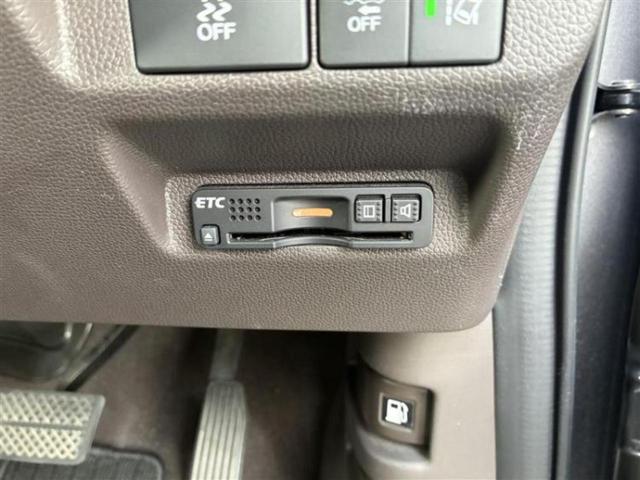 フリードハイブリッド ハイブリッドＧホンダセンシング　純正　９インチ　ＳＤナビ／ホンダセンシング／両側電動スライドドア／車線逸脱防止支援システム／ドライブレコーダー　社外／ヘッドランプ　ＬＥＤ／Ｂｌｕｅｔｏｏｔｈ接続／ＥＴＣ／ＥＢＤ付ＡＢＳ　バックカメラ（16枚目）