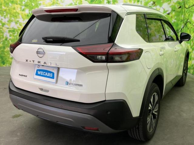 エクストレイル ４ＷＤ　Ｘ　ｅ－４ＯＲＣＥ　保証書／純正　１２．３インチ　メモリーナビ／インテリジェントルームミラー／エマージェンシーブレーキ／シートヒーター　前席／アラウンドビューモニター／車線逸脱防止支援システム／電動バックドア　電動シート（3枚目）