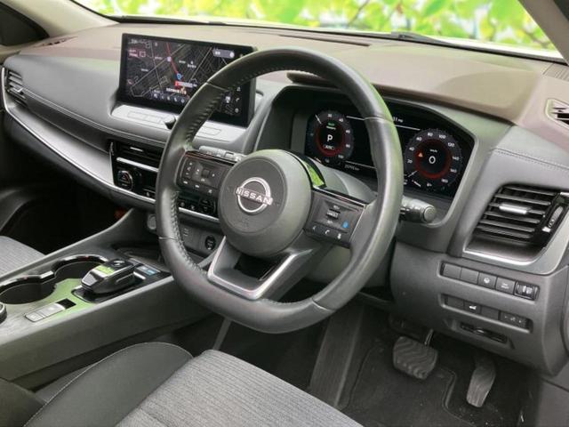 エクストレイル ４ＷＤ　Ｘ　ｅ－４ＯＲＣＥ　保証書／純正　１２．３インチ　メモリーナビ／インテリジェントルームミラー／エマージェンシーブレーキ／シートヒーター　前席／アラウンドビューモニター／車線逸脱防止支援システム／電動バックドア　電動シート（5枚目）