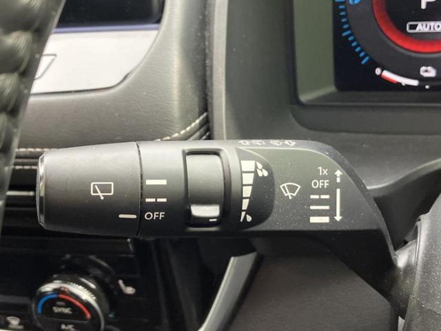 エクストレイル ４ＷＤ　Ｘ　ｅ－４ＯＲＣＥ　保証書／純正　１２．３インチ　メモリーナビ／インテリジェントルームミラー／エマージェンシーブレーキ／シートヒーター　前席／アラウンドビューモニター／車線逸脱防止支援システム／電動バックドア　電動シート（18枚目）