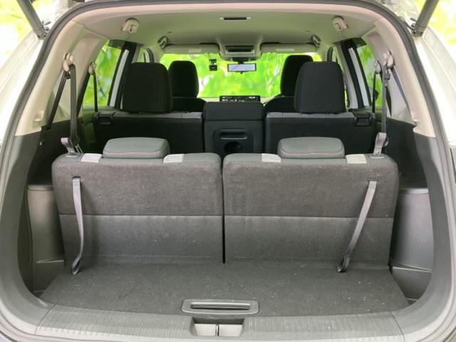 エクストレイル ４ＷＤ　Ｘ　ｅ－４ＯＲＣＥ　保証書／純正　１２．３インチ　メモリーナビ／インテリジェントルームミラー／エマージェンシーブレーキ／シートヒーター　前席／アラウンドビューモニター／車線逸脱防止支援システム／電動バックドア　電動シート（19枚目）