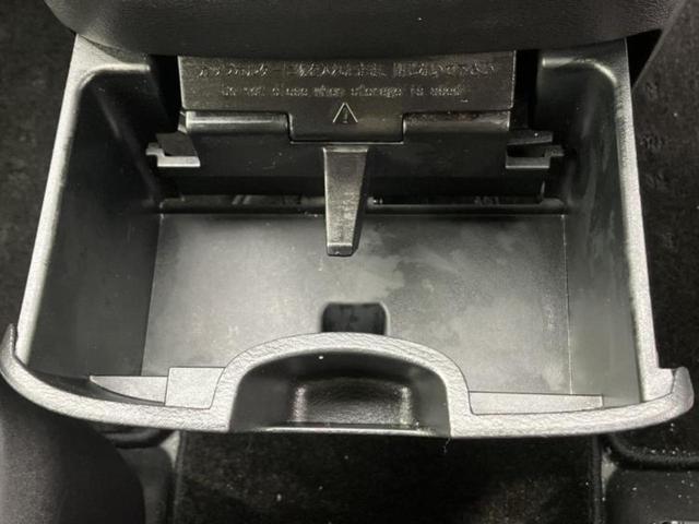 セレナ ハイウェイスターＶ　純正　１０インチ　ＳＤナビ／インテリジェントルームミラー／エマージェンシーブレーキ／両側電動スライドドア／アラウンドビューモニター／車線逸脱防止支援システム／プロパイロット／ドライブレコーダー　純正（38枚目）