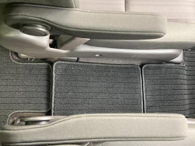 フリードハイブリッド ハイブリッドＧホンダセンシング　社外　８インチ　ＳＤナビ／ホンダセンシング／両側電動スライドドア／車線逸脱防止支援システム／ドライブレコーダー　社外／ヘッドランプ　ＬＥＤ／Ｂｌｕｅｔｏｏｔｈ接続／ＥＴＣ／ＥＢＤ付ＡＢＳ　バックカメラ（31枚目）