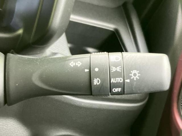 スペーシアカスタム ハイブリッドＸＳターボ　保証書／純正　９インチ　メモリーナビ／セーフティサポート（スズキ）／両側電動スライドドア／シートヒーター　前席／全方位モニター／車線逸脱防止支援システム／オートステップ／ヘッドランプ　ＬＥＤ　ターボ（16枚目）