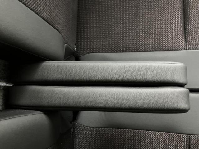 スペーシアカスタム ハイブリッドＸＳターボ　保証書／純正　９インチ　メモリーナビ／セーフティサポート（スズキ）／両側電動スライドドア／シートヒーター　前席／全方位モニター／車線逸脱防止支援システム／オートステップ／ヘッドランプ　ＬＥＤ　ターボ（32枚目）