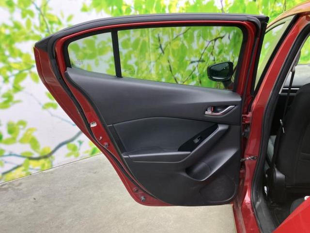 アクセラスポーツ １５Ｓプロアクティブ　新品タイヤ／純正　ＳＤナビ／アイアクティブセンス（マツダ）／車線逸脱防止支援システム／ヘッドランプ　ＬＥＤ／ＵＳＢジャック／Ｂｌｕｅｔｏｏｔｈ接続／ＥＴＣ／ＥＢＤ付ＡＢＳ／横滑り防止装置　ワンオーナー（22枚目）