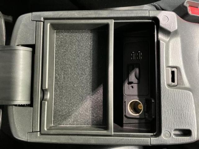 アクセラスポーツ １５Ｓプロアクティブ　新品タイヤ／純正　ＳＤナビ／アイアクティブセンス（マツダ）／車線逸脱防止支援システム／ヘッドランプ　ＬＥＤ／ＵＳＢジャック／Ｂｌｕｅｔｏｏｔｈ接続／ＥＴＣ／ＥＢＤ付ＡＢＳ／横滑り防止装置　ワンオーナー（30枚目）