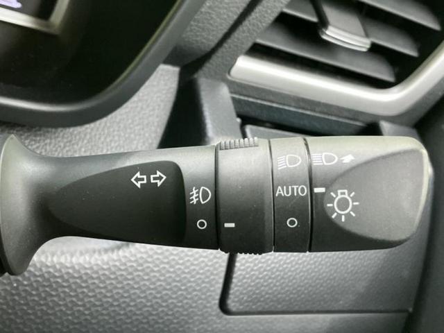 ルーミー カスタムＧ　純正　ＳＤナビ／スマートアシスト（トヨタ・ダイハツ）／両側電動スライドドア／車線逸脱防止支援システム／ヘッドランプ　ＬＥＤ／ＵＳＢジャック／Ｂｌｕｅｔｏｏｔｈ接続／ＥＴＣ／ＥＢＤ付ＡＢＳ　バックカメラ（15枚目）