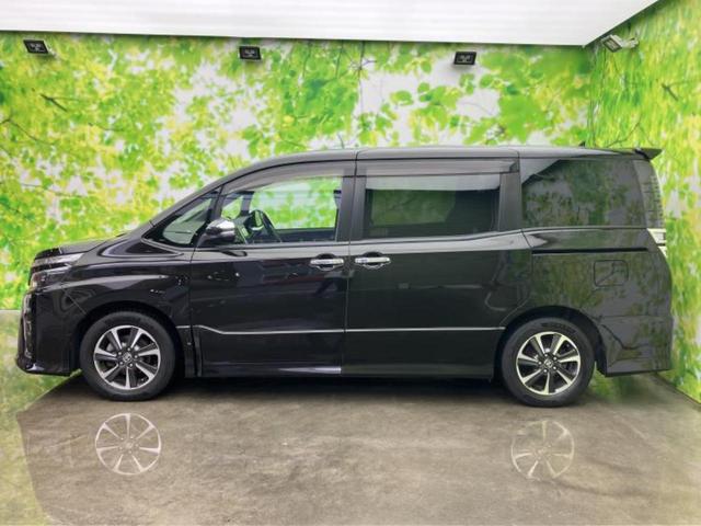 Toyota Voxy ZS II
