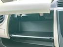 Ｅ　新品タイヤ／社外　ＳＤナビ／シートヒーター　運転席／ＥＴＣ／ＥＢＤ付ＡＢＳ／ワンセグＴＶ／ＤＶＤ／禁煙車／エアバッグ　運転席／エアバッグ　助手席／衝突安全ボディ／アルミホイール　社外　１４インチ（30枚目）