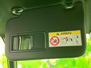 WECARSの展示場では実際に見て、触ってお車をお選びいただけます!知識の豊富な営業スタッフが様々なカーライフをご提案いたします!