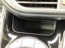 WECARSの展示場では実際に見て、触ってお車をお選びいただけます!知識の豊富な営業スタッフが様々なカーライフをご提案いたします!
