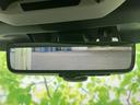 WECARSの展示場では実際に見て、触ってお車をお選びいただけます!知識の豊富な営業スタッフが様々なカーライフをご提案いたします!