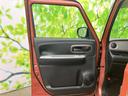 使いやすい素材感で、日常の使い勝手を考慮。程よい硬さで、運転中のサポートも安心です。快適な空間を提供します。◆画像認識AIによる推定であり実際と異なる場合があります。