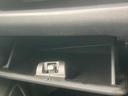 小物を入れておけるスペースです。車内がすっきり片付き、快適なドライブをサポートします。