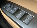 日々の運転を支えるスイッチ類を備えています。わかりやすい操作感で、快適なドライブをサポートします。