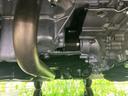 車両前方側の下廻り画像です。エンジン付近から車両中央部までの状態を確認いただけます。◆ご購入前に気になる下廻りの様子を把握したい方は、店頭スタッフまでお問い合わせ下さい。