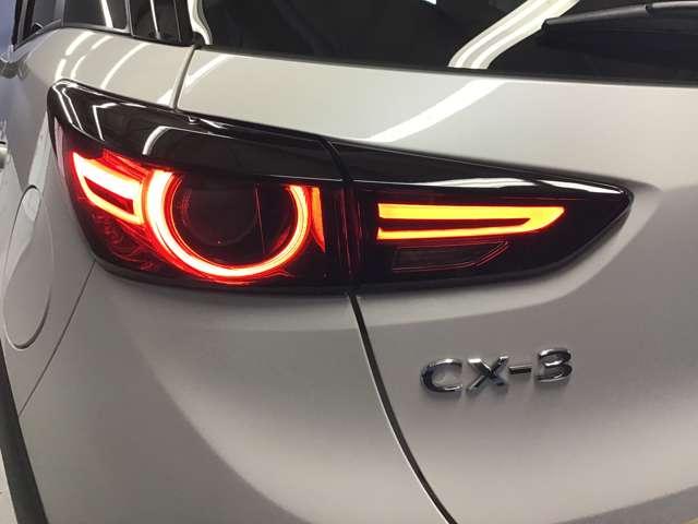 ＣＸ－３ １５Ｓ　ＴＲＧ　全方位モニターナビ　前後ドラレコ　ＥＴＣ　スマートシティブレーキ　全方位カメラ　ＵＳＢ　エアコン　フルセグ　ＬＥＤヘッドライト　クリアランスソナー　ＥＴＣ車載器　スマートキー　アイドリングストップ（16枚目）