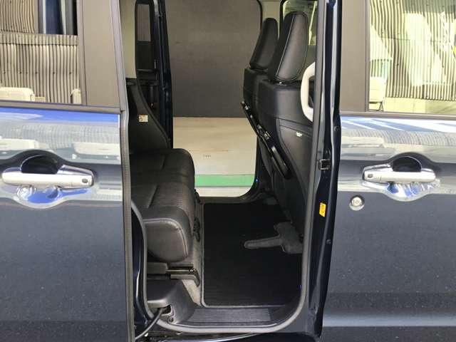 フレアワゴンカスタムスタイル カスタムＨＶ　ＸＴ　全方位モニター　ナビ　ＥＴＣ　両側電動　アラウンドビューモニター　両面パワースライドドア　ＬＥＤランプ　地デジ　Ｂカメラ　エアバッグ　スマキー　リアコーナーセンサー　サイドエアバッグ　ＡＢＳ　ナビＴＶ（2枚目）