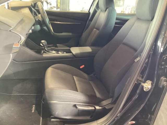 �^�]�Ȃ͉^�]�ɏW���ł���悤�ȃf�U�C���A����Ȃ͊J����������A����������鑢��ɂȂ��Ă��܂��B