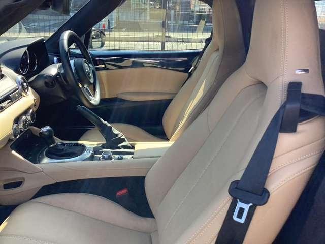 ロードスター Ｓ　レザーＰＫＧ　Ｖセレ　試乗車ＵＰ　横滑り防止装置　ＳＣＢＳ　フルセグＴＶ　ＢＴオーディオ　シートヒータ　本革シート　ＥＴＣ車載器　スマートキー　禁煙車　ワンオーナー　オートマチックハイビーム　アルミホイール　ＵＳＢ（16枚目）