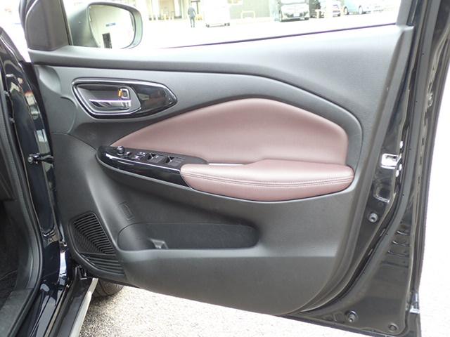 フロンクス １型　全方位モニター付ナビ・スズキコネクト装着車／サポカー　デュアルセンサーブレーキサポートＩＩ│ＬＥＤヘッドランプ│１６インチアルミホイール│ワイヤレス充電器│オートエアコン（53枚目）