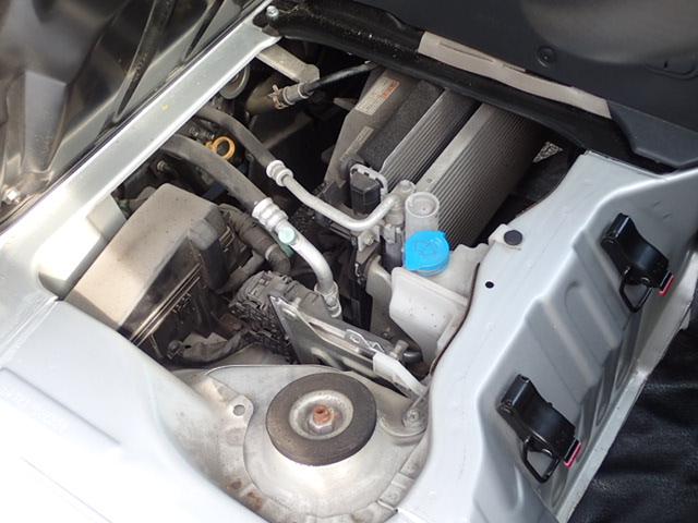 �^�]�Ȃ̉��ɂ���܂��B�G���W�����[���ł��I�@�R���f�B�V�����Ȃǂ��킵���̓X�^�b�t�ւ������˂��������I