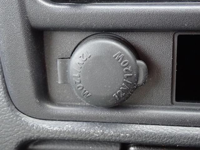 �d���������ł���y�A�N�Z�T���[�\�P�b�g�z���C���p�l�ɑ����I