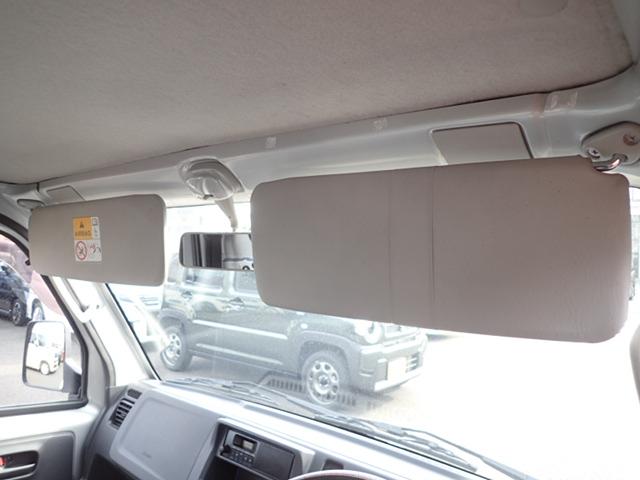 ���Ԍ���ʍs���Ȃǂ̃J�[�h�����N���N���߂�y�J�[�h�z���_�[�z