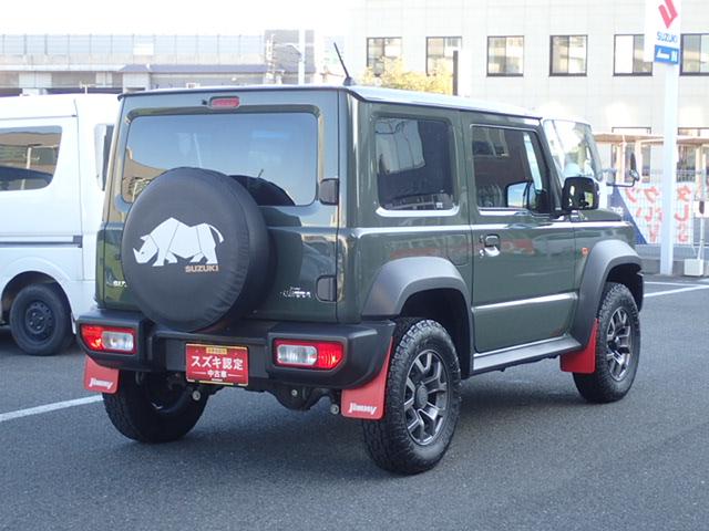 �E�΂ߌ�납��̓����I�ȃt�H�����B�X�y�A�^�C���̈ʒu���Ⴍ�ݒ肵�Ă���̂Ō���m�F�����N���N�@��