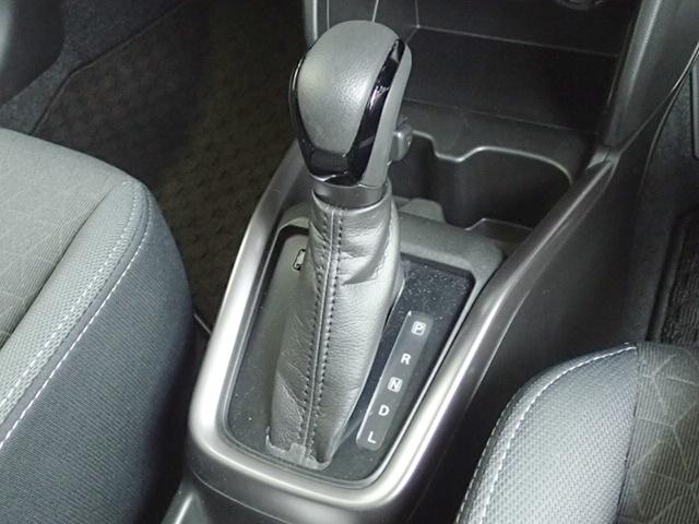 �t���A�b�u�s�ł��B���������ӂ��V���o�[�X�e�b�`�̃V�t�g�u�[�c�I���D�݂̕��͐���B