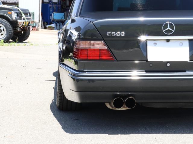 メルセデス・ベンツ Eクラス E500 648.8万円 平成6年(1994年 ... 【希少】W124 ベンツ E500 純正リアマフラー