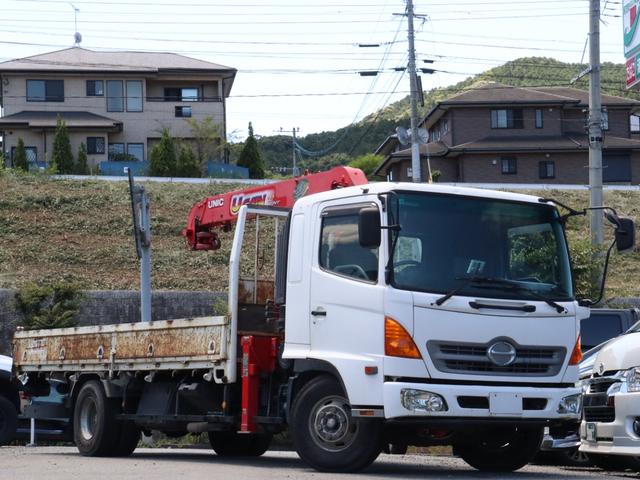 ヒノレンジャー ベースグレード　４段クレーン　差し違いアウトリガー　角足　ラジコン付き　荷台内寸５５７ｃｍ　２１３ｃｍ　最大積載量２４００ｋｇ　標準ロングボディ（26枚目）