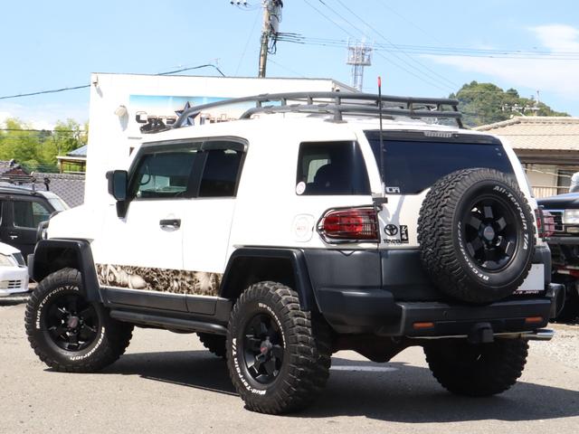 ＦＪクルーザー 　４．０　４ＷＤ　トレイルチームエディション　左ハンドル　ＴＲＤホイール　ＴＲＤマフラー　社外ヘッドライト　テール　カロッツェリアフルセグナビ　Ｂカメラ　ＢＴ　エアブラシペイント（5枚目）