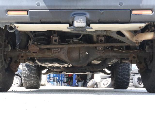 ＦＪクルーザー 　４．０　４ＷＤ　トレイルチームエディション　左ハンドル　ＴＲＤホイール　ＴＲＤマフラー　社外ヘッドライト　テール　カロッツェリアフルセグナビ　Ｂカメラ　ＢＴ　エアブラシペイント（7枚目）