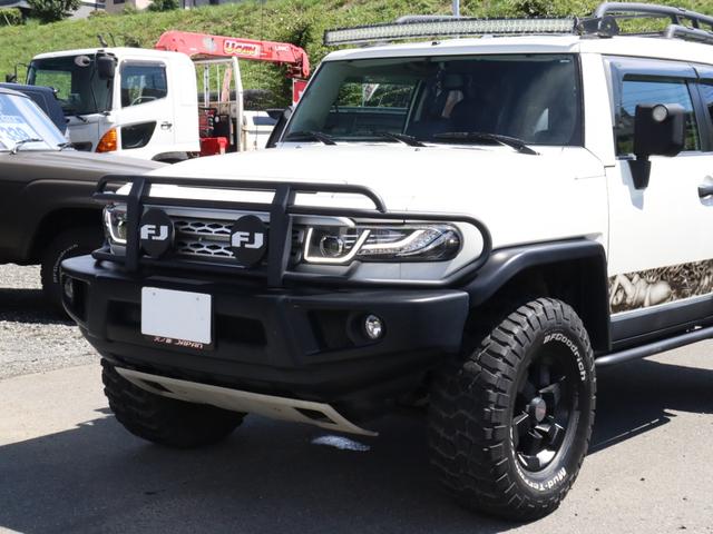 ＦＪクルーザー 　４．０　４ＷＤ　トレイルチームエディション　左ハンドル　ＴＲＤホイール　ＴＲＤマフラー　社外ヘッドライト　テール　カロッツェリアフルセグナビ　Ｂカメラ　ＢＴ　エアブラシペイント（14枚目）