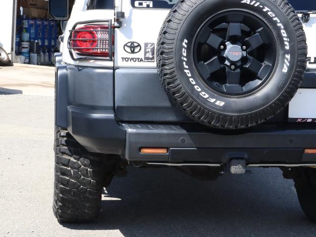 ＦＪクルーザー 　４．０　４ＷＤ　トレイルチームエディション　左ハンドル　ＴＲＤホイール　ＴＲＤマフラー　社外ヘッドライト　テール　カロッツェリアフルセグナビ　Ｂカメラ　ＢＴ　エアブラシペイント（26枚目）