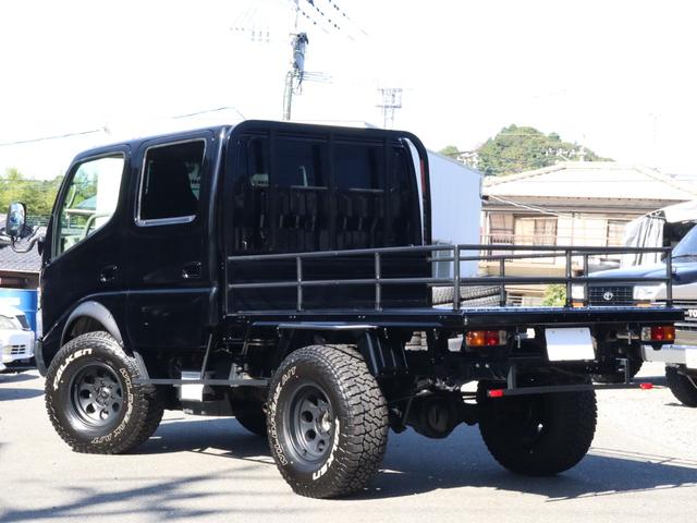 ダイナトラック Ｗキャブロング　ダブルキャブ　３インチボディリフト　オーバーフェンダー　後期ルックヘッドライト　　Ｒｒパイプフェンダー（3枚目）