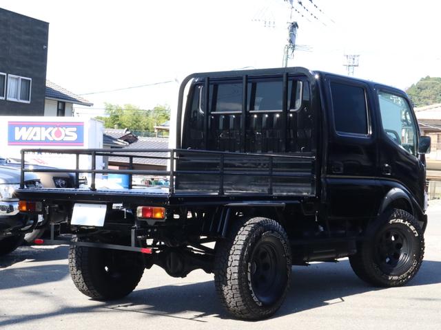 ダイナトラック Ｗキャブロング　ダブルキャブ　３インチボディリフト　オーバーフェンダー　後期ルックヘッドライト　　Ｒｒパイプフェンダー（6枚目）