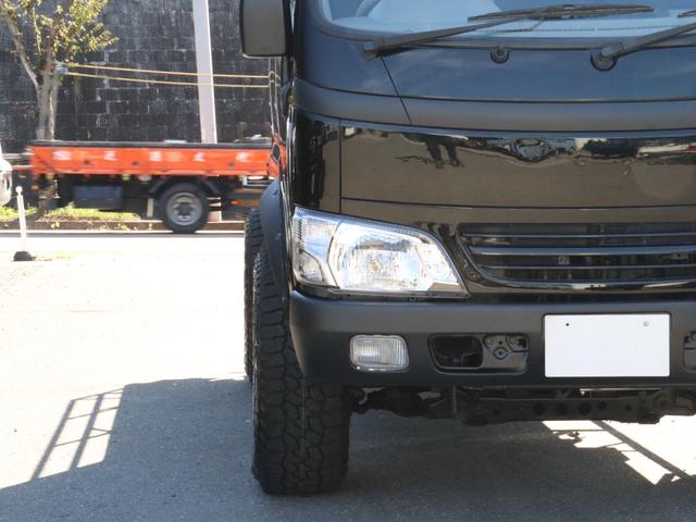 ダイナトラック Ｗキャブロング　ダブルキャブ　３インチボディリフト　オーバーフェンダー　後期ルックヘッドライト　　Ｒｒパイプフェンダー（11枚目）