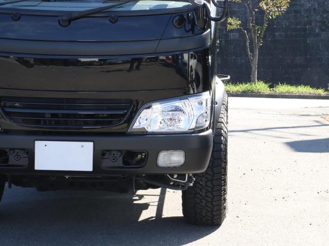 ダイナトラック Ｗキャブロング　ダブルキャブ　３インチボディリフト　オーバーフェンダー　後期ルックヘッドライト　　Ｒｒパイプフェンダー（12枚目）