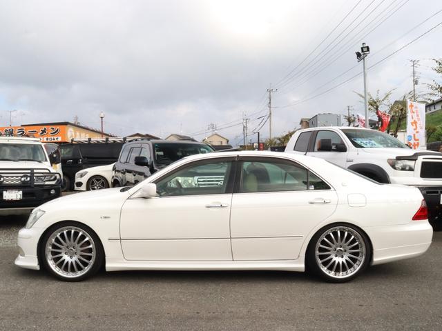 クラウン ロイヤルサルーン ベージュ本革シート サンルーフ カールソン20インチAW ローダウン 後期バンパー モデリスタフルエアロ シートヒーター(2枚目)