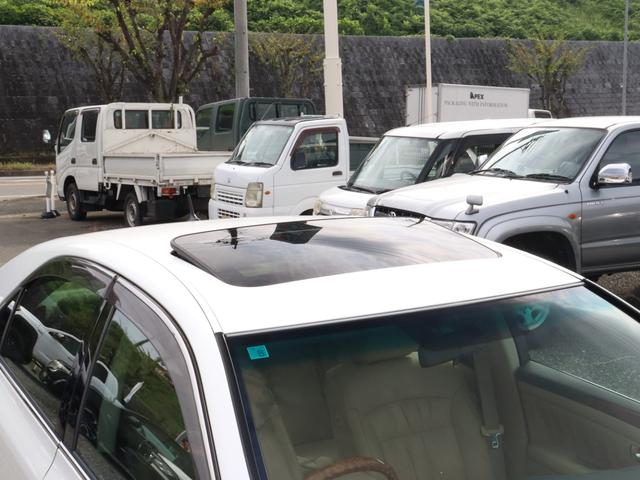 クラウン ロイヤルサルーン ベージュ本革シート サンルーフ カールソン20インチAW ローダウン 後期バンパー モデリスタフルエアロ シートヒーター(13枚目)