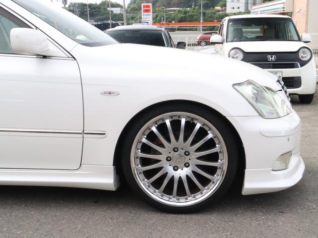 クラウン ロイヤルサルーン ベージュ本革シート サンルーフ カールソン20インチAW ローダウン 後期バンパー モデリスタフルエアロ シートヒーター(15枚目)