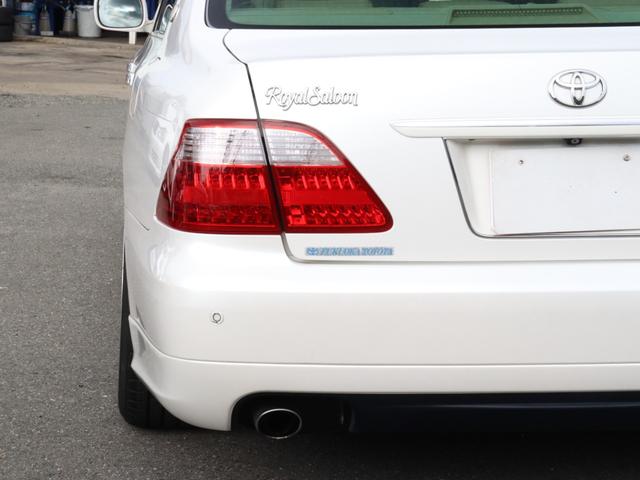 クラウン ロイヤルサルーン ベージュ本革シート サンルーフ カールソン20インチAW ローダウン 後期バンパー モデリスタフルエアロ シートヒーター(22枚目)