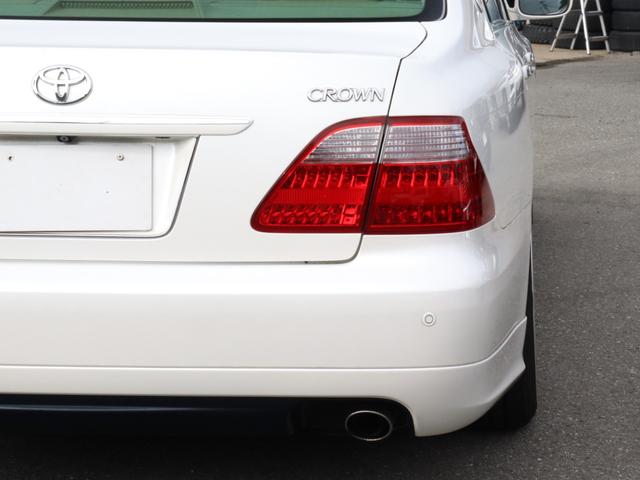 クラウン ロイヤルサルーン ベージュ本革シート サンルーフ カールソン20インチAW ローダウン 後期バンパー モデリスタフルエアロ シートヒーター(23枚目)