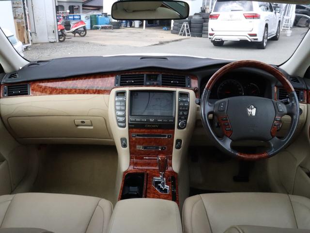 クラウン ロイヤルサルーン ベージュ本革シート サンルーフ カールソン20インチAW ローダウン 後期バンパー モデリスタフルエアロ シートヒーター(26枚目)