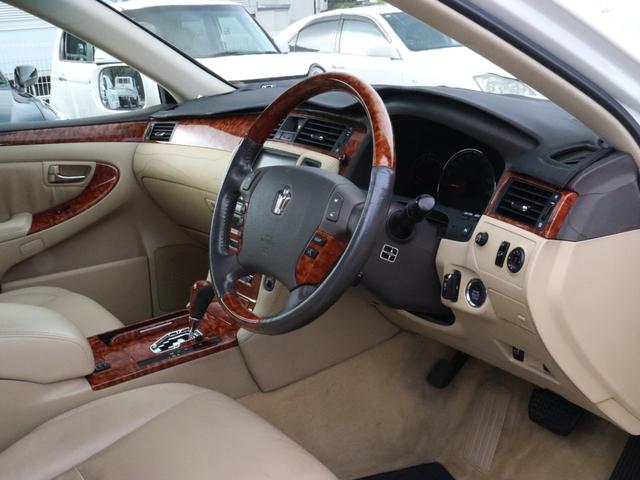 クラウン ロイヤルサルーン ベージュ本革シート サンルーフ カールソン20インチAW ローダウン 後期バンパー モデリスタフルエアロ シートヒーター(31枚目)